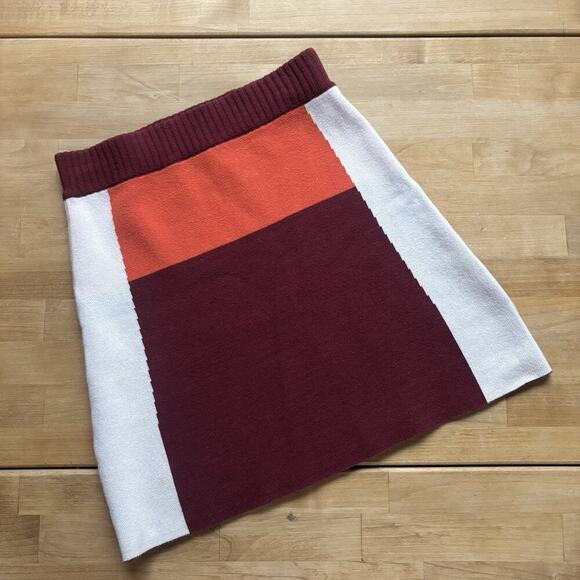 Urban Outfitters Mini Skirt Women’s Size Small Red Orange Retro Y2K Style - Picture 3 of 9